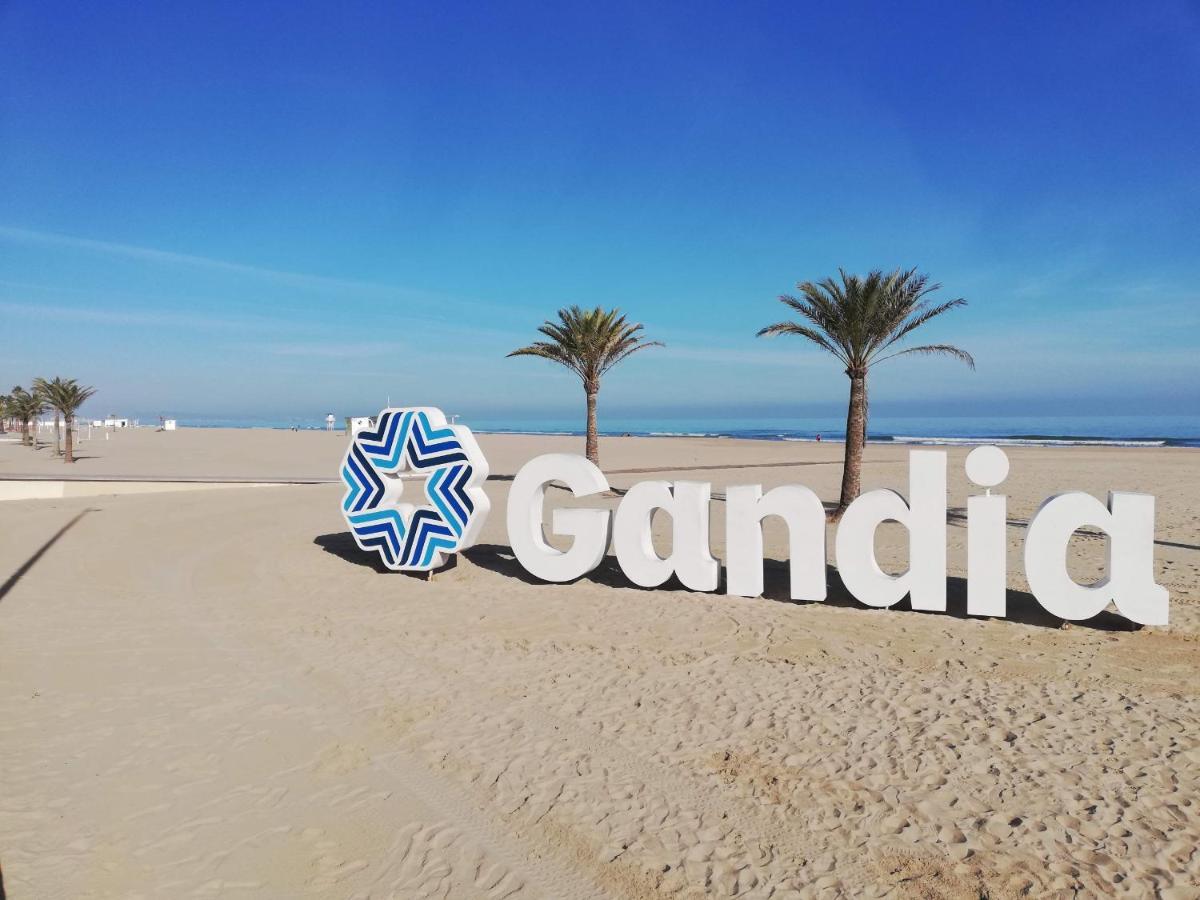 Apartamentos Infante Primera Linea - Solo Familias Serviplaya Playa de Gandia エクステリア 写真